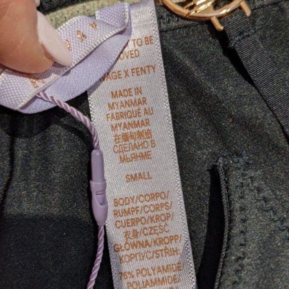 Rihanna Fenty lingerie set - Picture 4 of 5